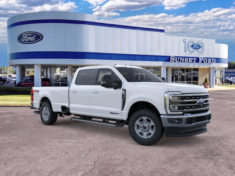 New 2026 Oxford White Ford XLT image 7