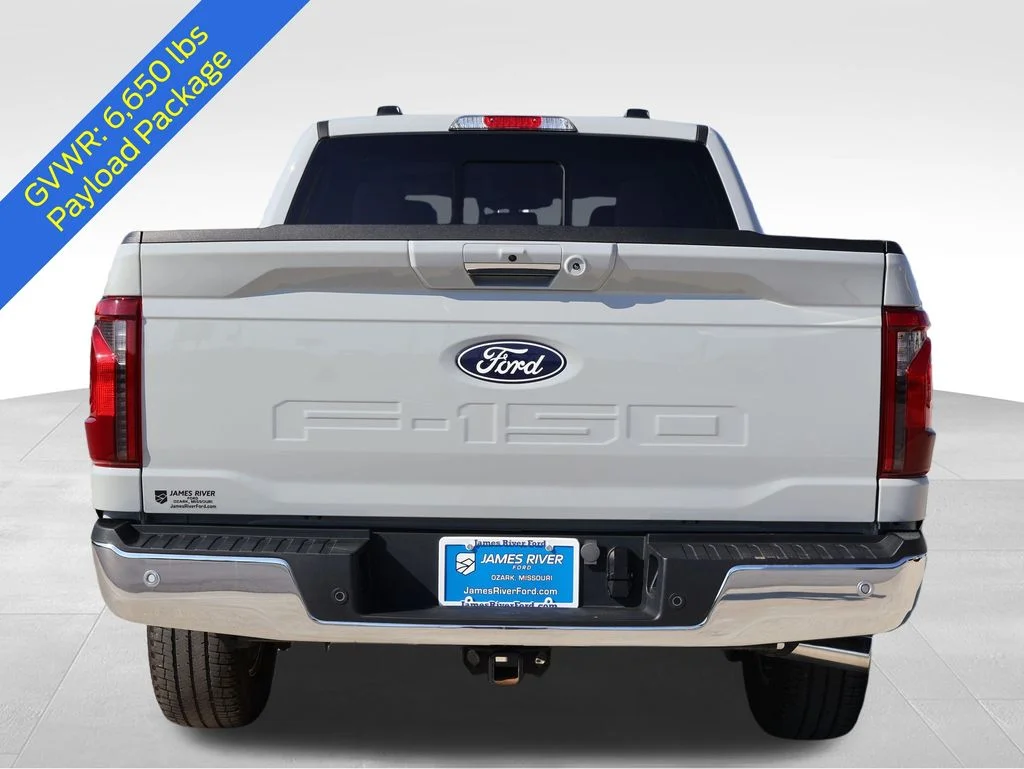 Used 2024 Avalanche Ford XLT image 5