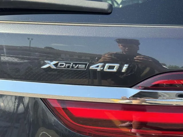 Used 2020 Gray BMW xDrive40i image 14