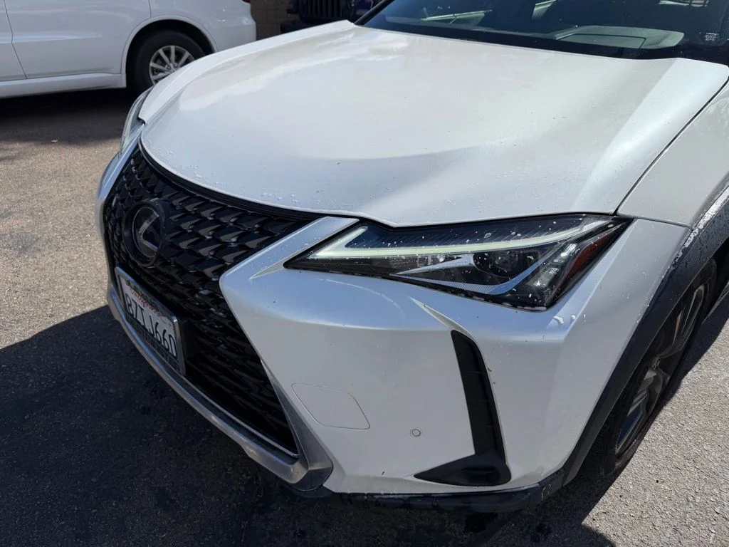 Used 2022 White Lexus 250h Base image 3