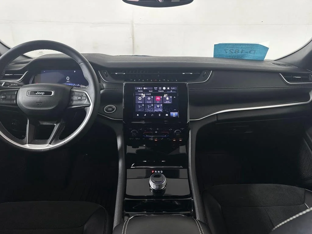 Used 2023 Bright White Clearcoat Jeep Altitude image 30