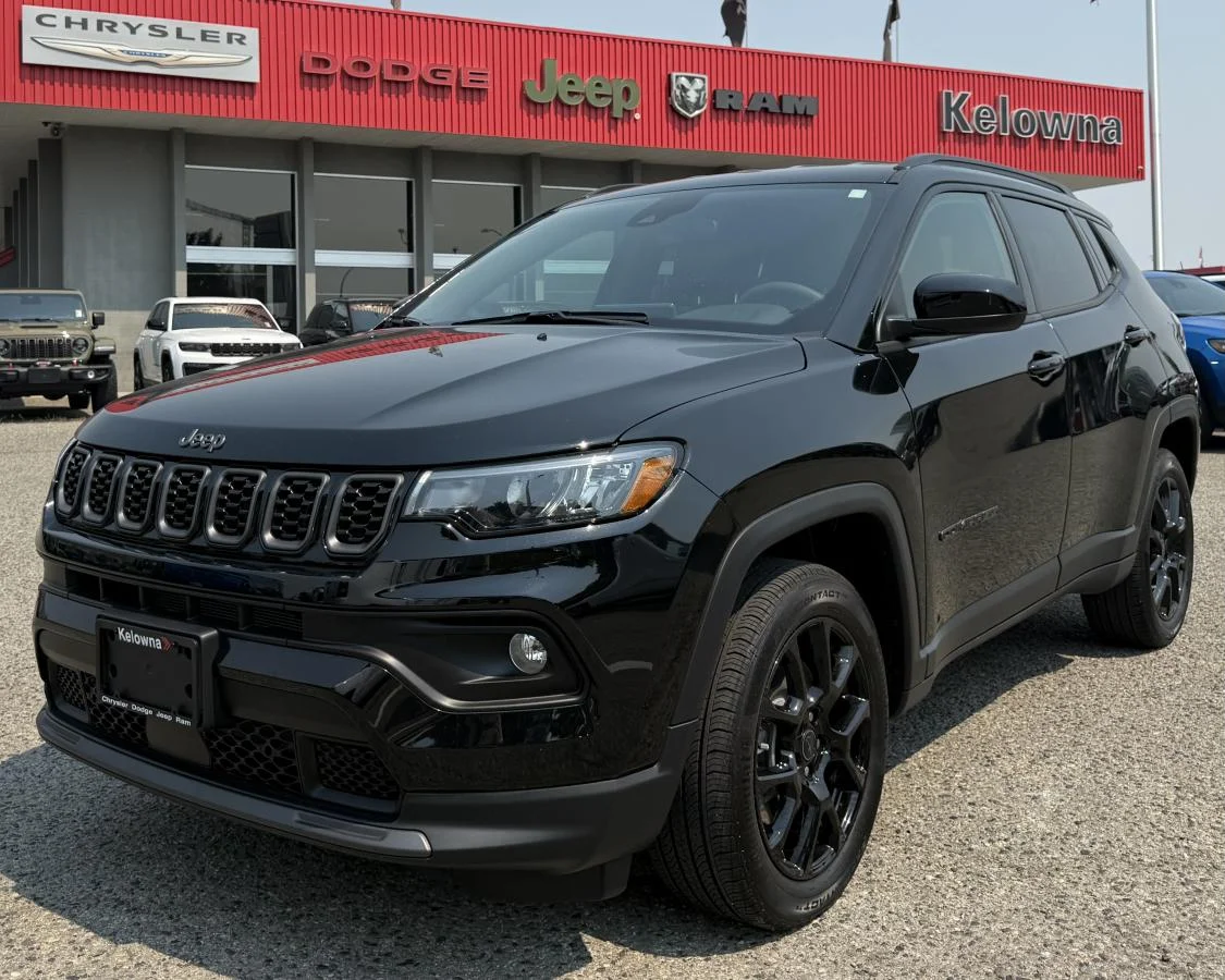 Used 2025 Black Jeep High Altitude image 1
