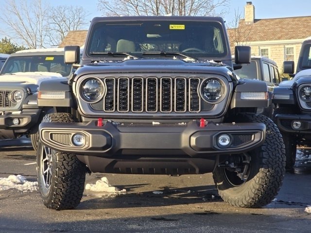 New 2026 Granite Crystal Metallic Clear-Coat Exterior Paint Jeep Rubicon image 3