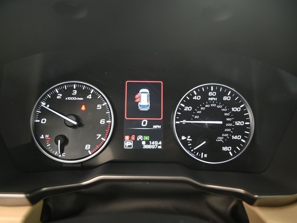 Used 2025 Crystal White Pearl Subaru Limited image 10