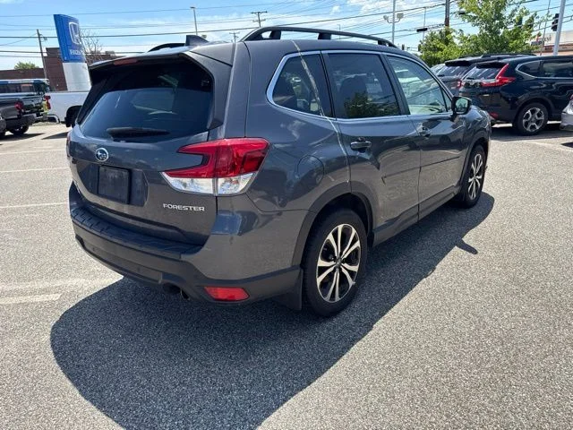 Used 2022 Gray Metallic Subaru Limited image 20