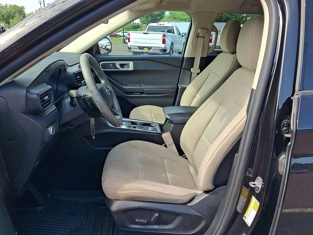 2020 Ford Explorer Base - Photo 17