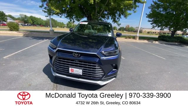 Certified Used 2025  Toyota MAX Platinum image 2