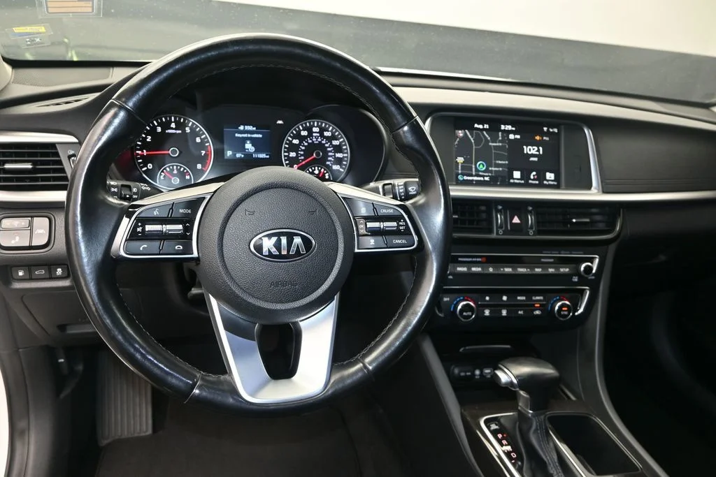 Used 2019 White Kia EX image 23