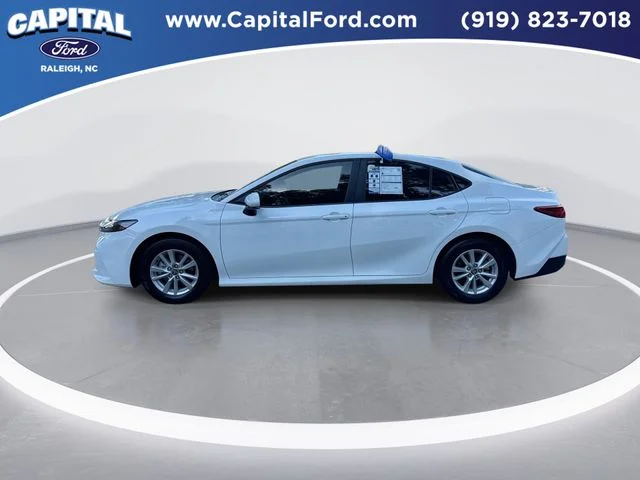 Used 2025 White Toyota LE image 5