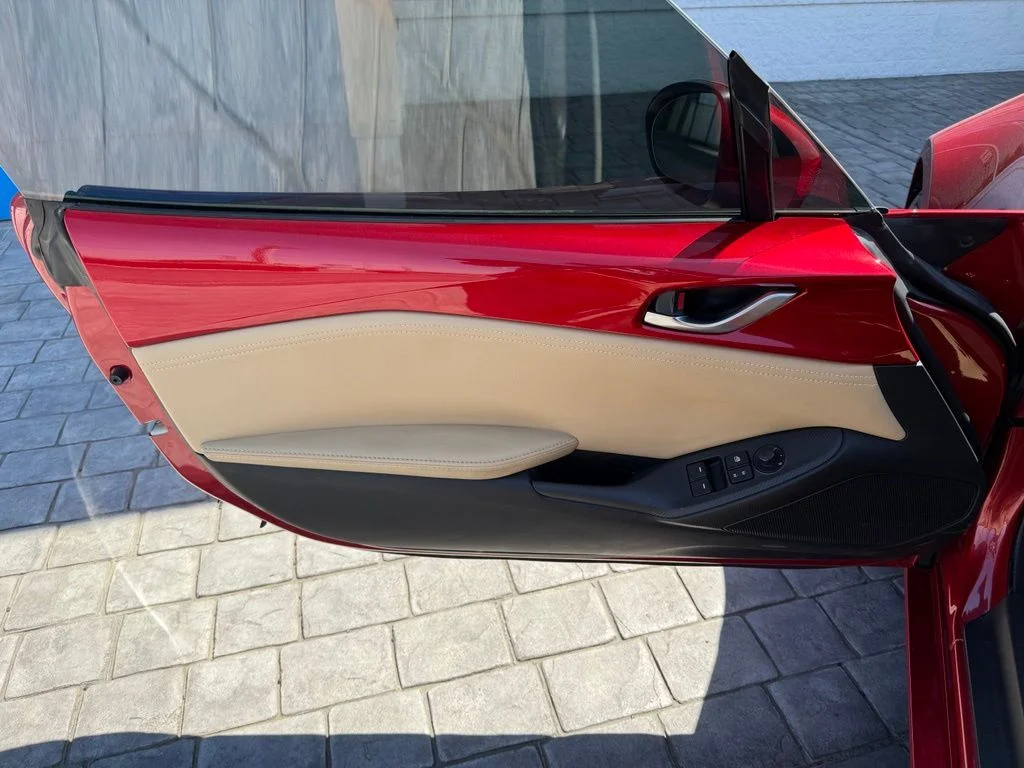 Used 2016 Red Mazda Grand Touring image 32