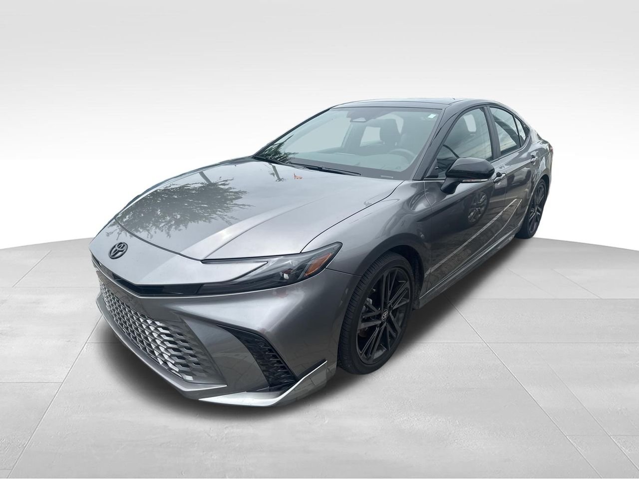2026 Toyota Camry XSE Hybrid's photo