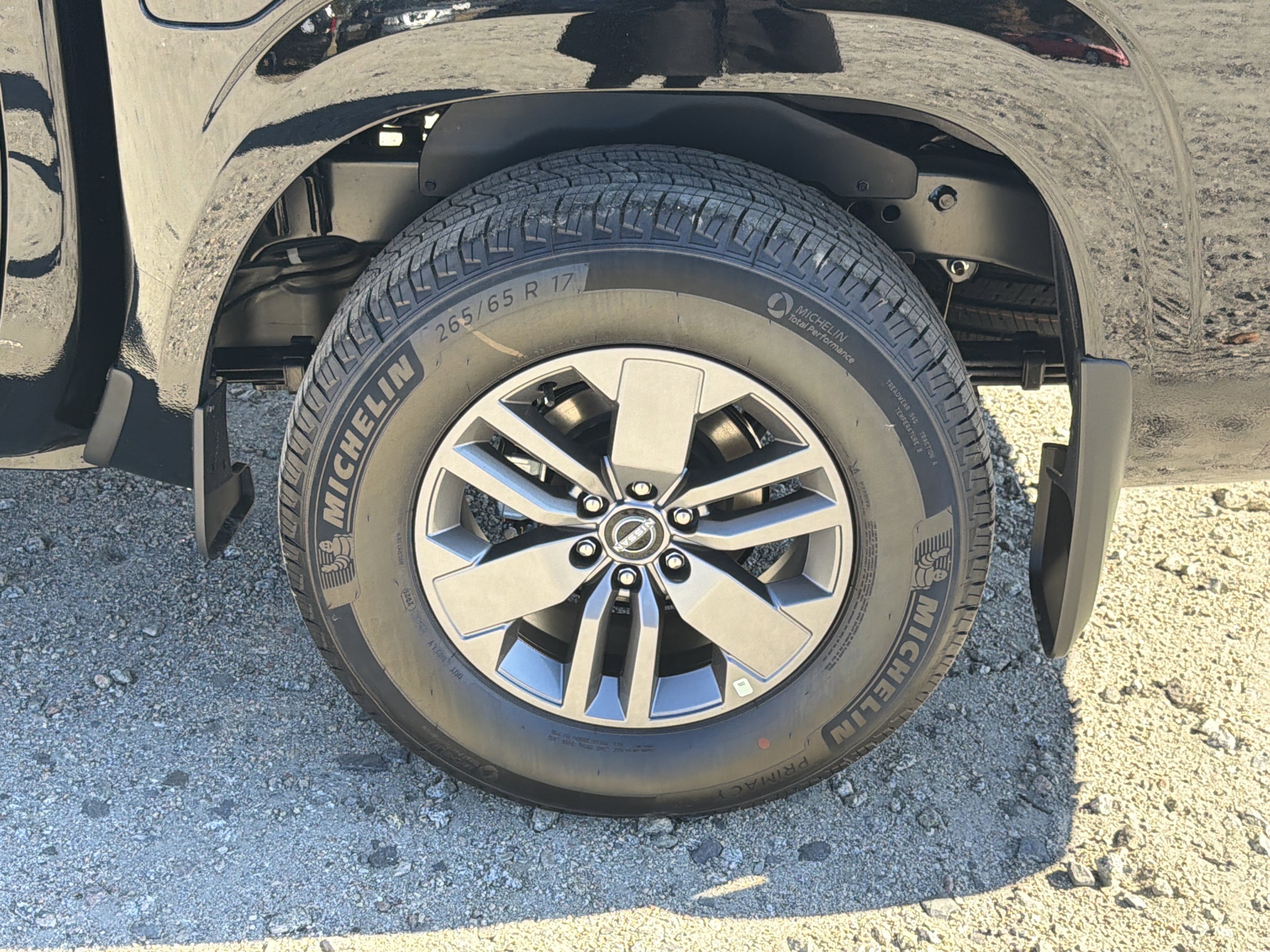 2026 Nissan Frontier SV - Photo 25