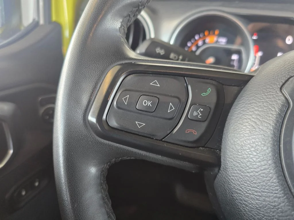 Used 2023 Yellow Jeep Sport S image 17
