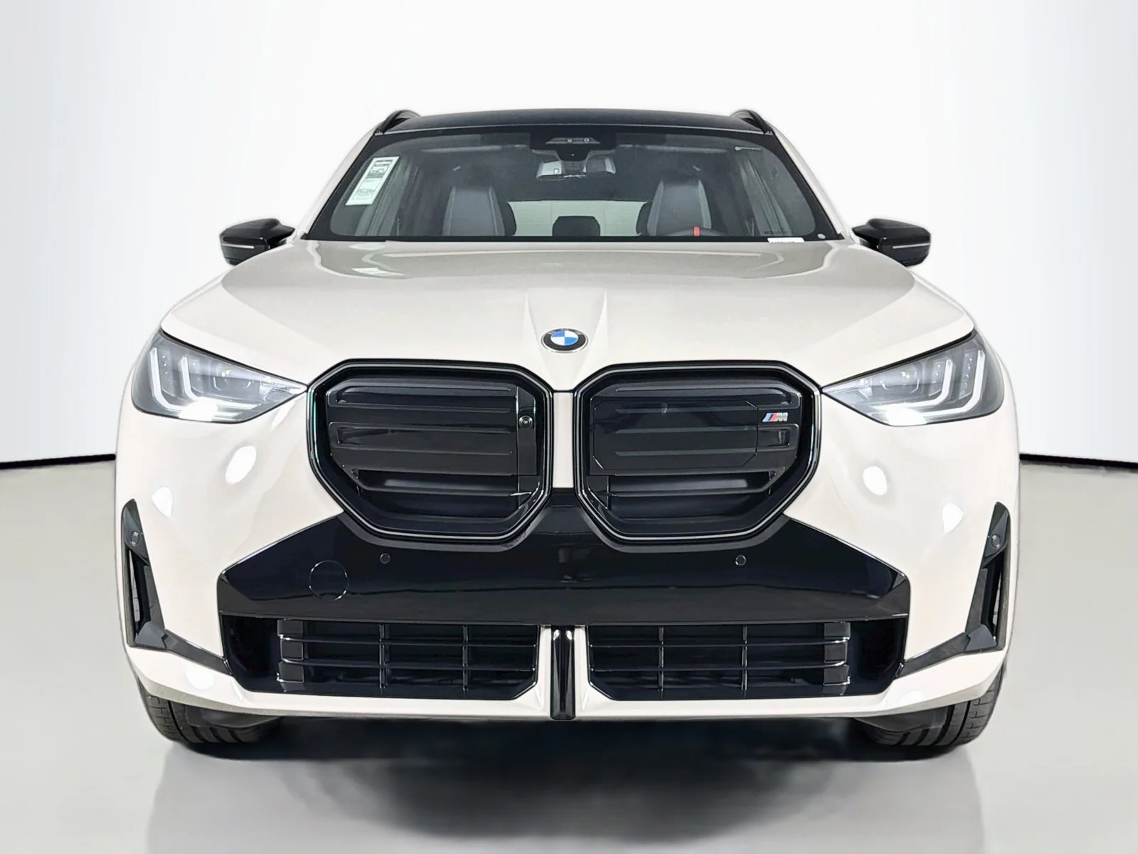 New 2026 Dune Grey Metallic BMW M50 xDrive image 2
