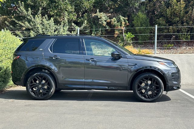 New 2026 Carpathian Grey Land Rover Landmark image 6