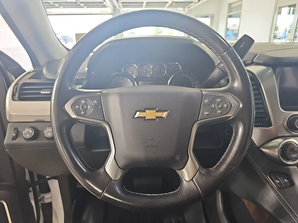 Used 2018 SUMMIT WHITE Chevrolet LT image 25