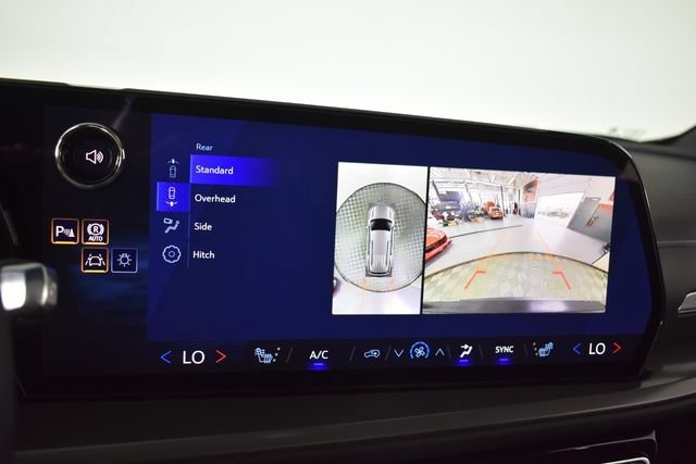 2027 Chevrolet Traverse LT - Photo 43