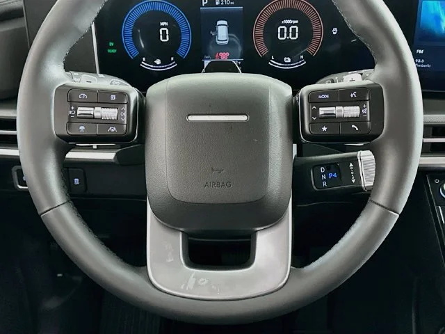 New 2026 Black Hyundai SEL image 14