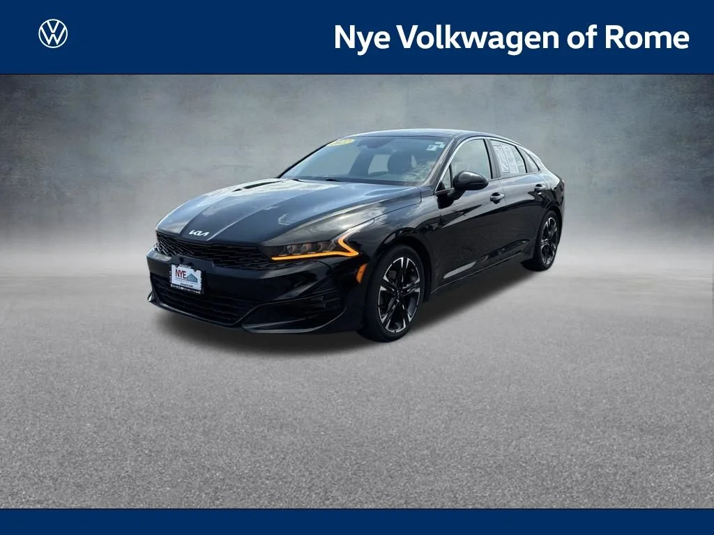 Used 2022 Black Kia GT-Line image 1