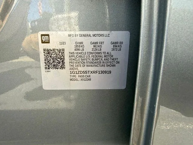 Used 2024 Gray Chevrolet LT image 34