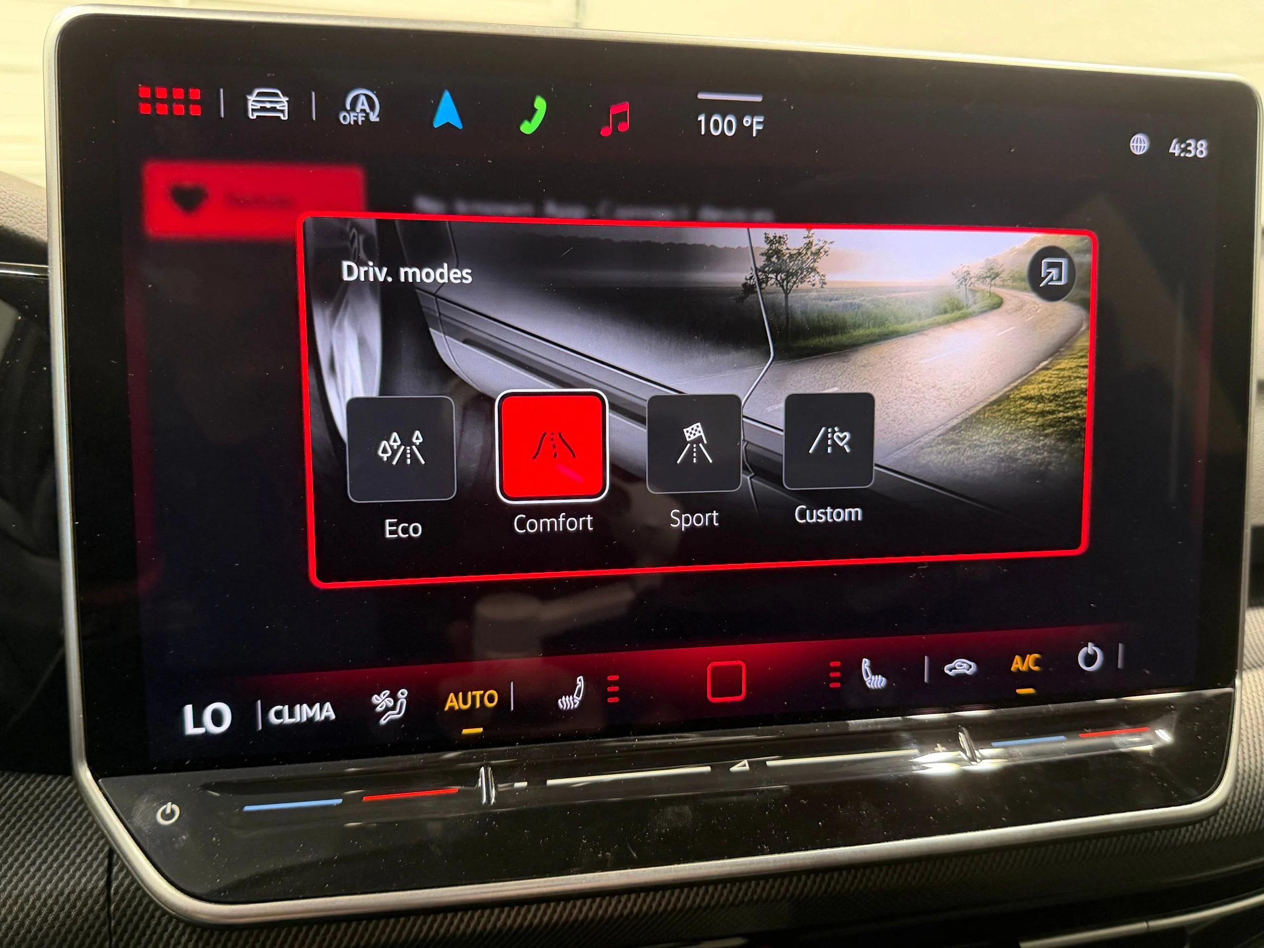 2025 Volkswagen Golf GTI SE - Photo 44