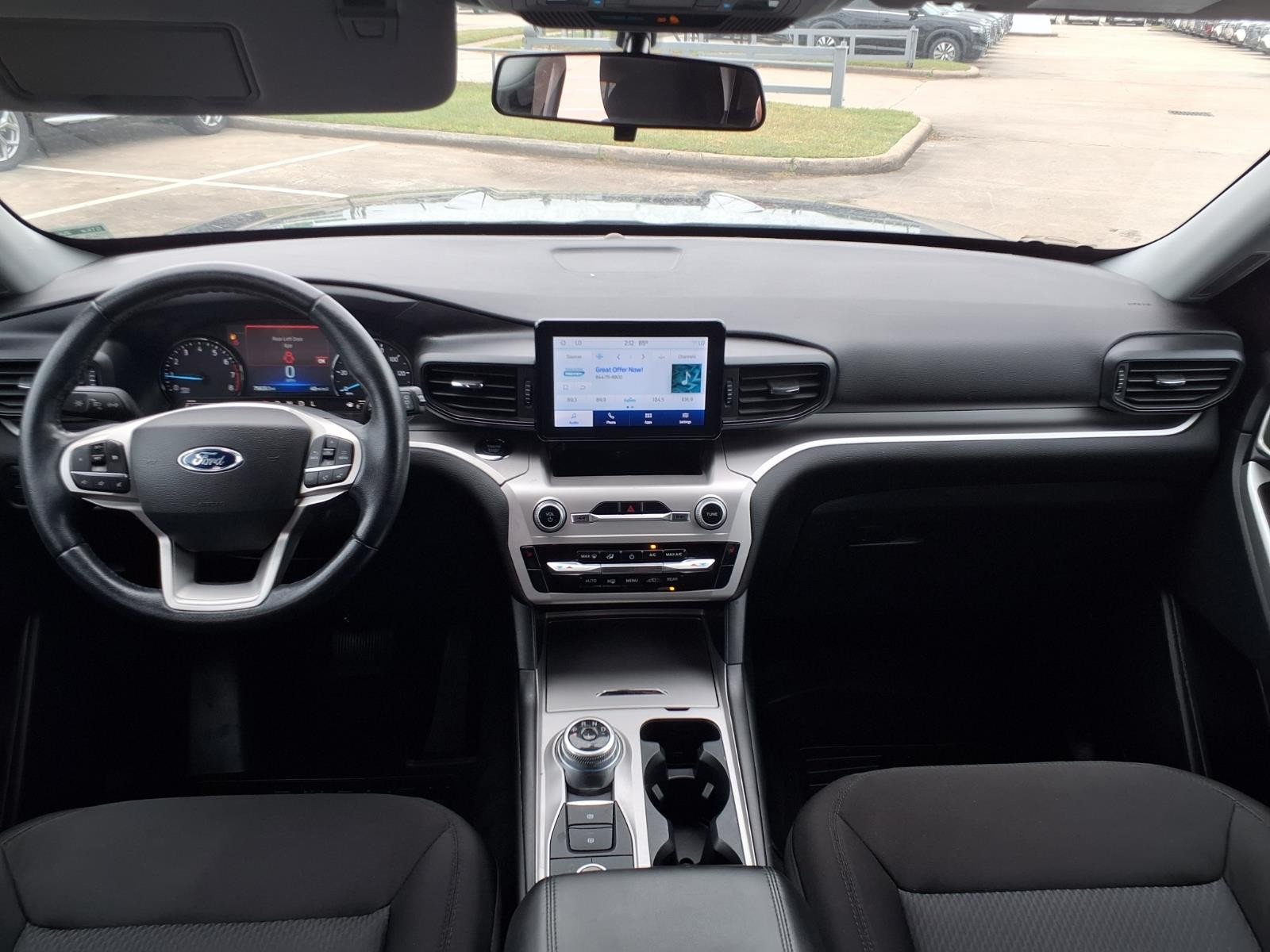 2022 Ford Explorer photo 20 of 26