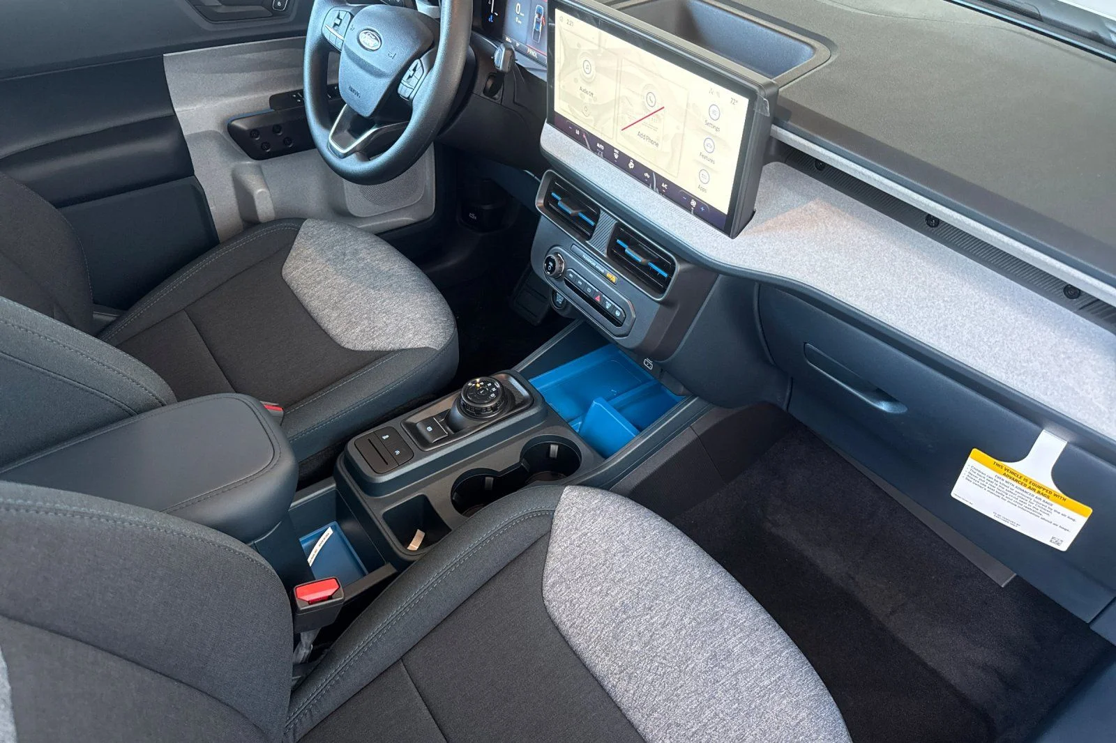 New 2026 Oxford White Ford XLT image 16