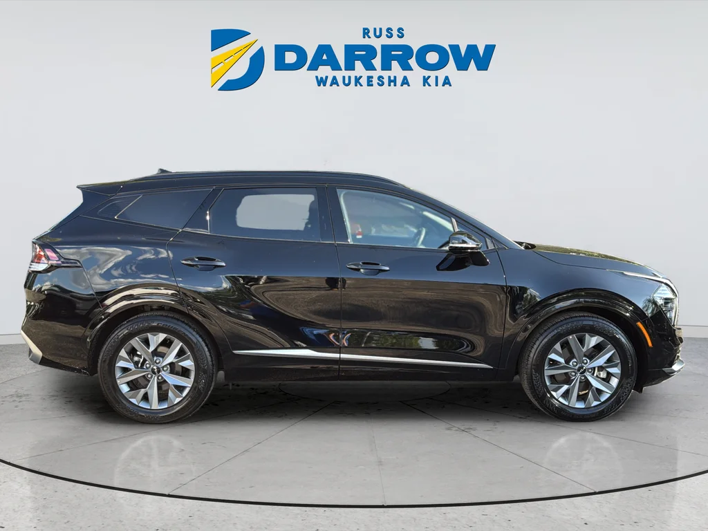 Used 2025 Black Kia SX image 6
