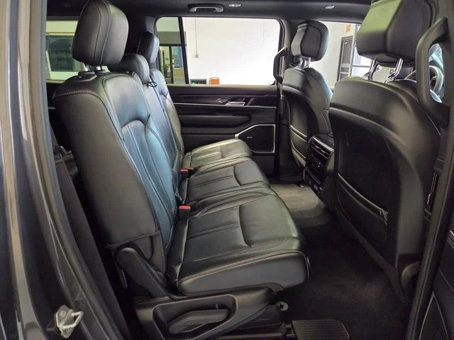 Used 2022 Gray Jeep Series I image 19