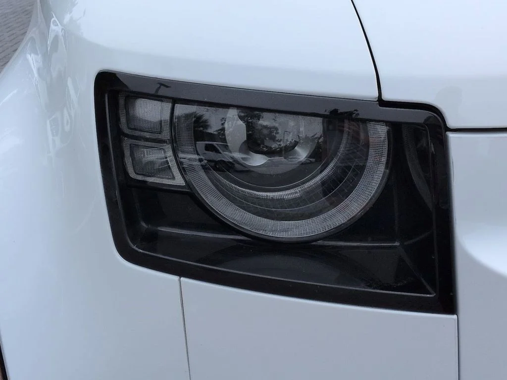 Used 2024  Land Rover X-Dynamic SE image 9