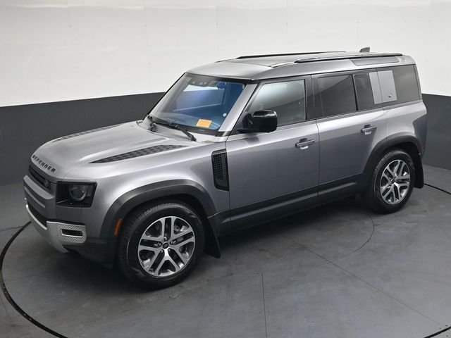 Used 2020  Land Rover SE image 35