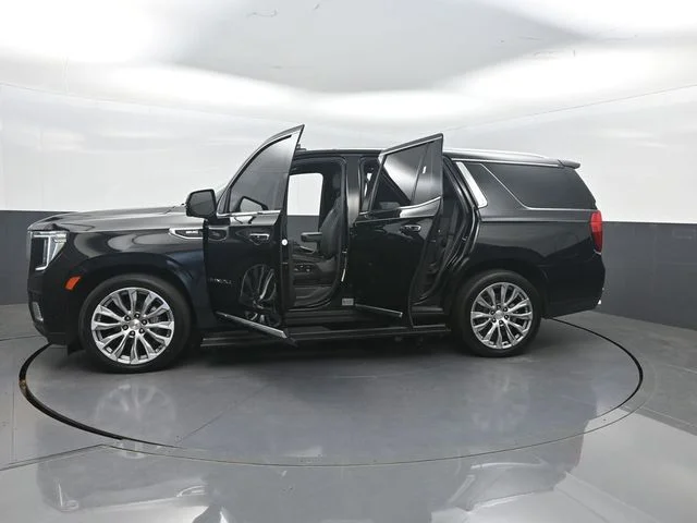 Used 2021 Black GMC Denali image 39