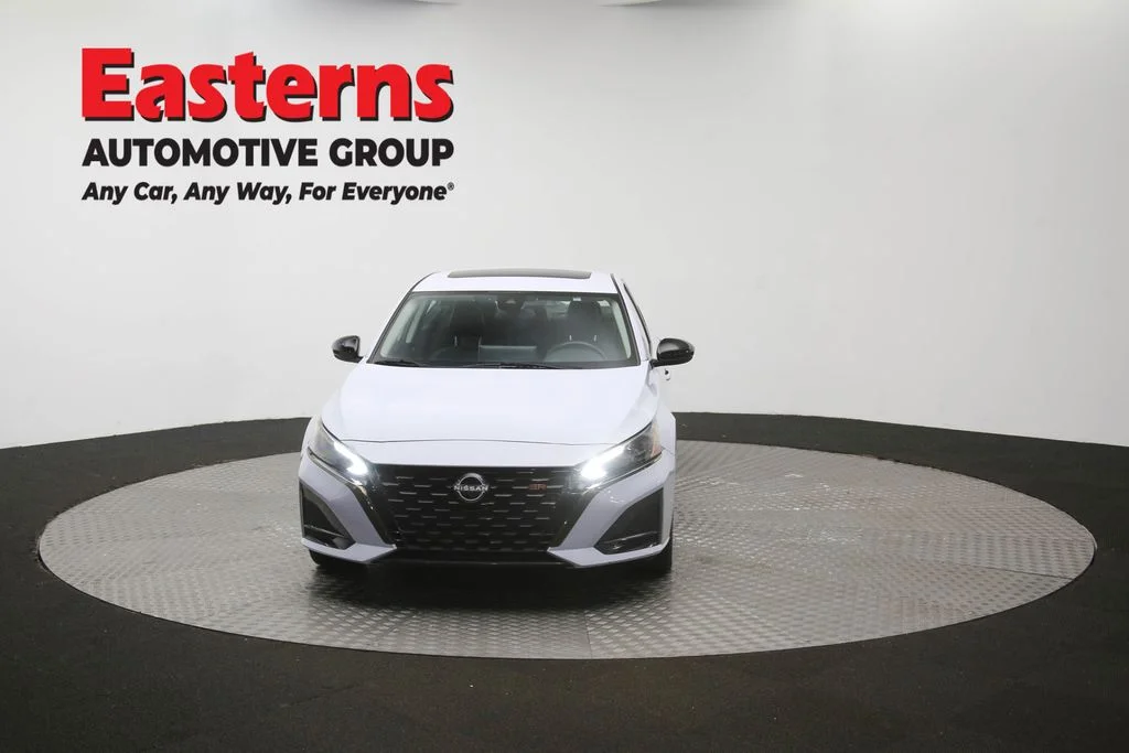 Used 2025 Gray Nissan 2.5 SR image 53