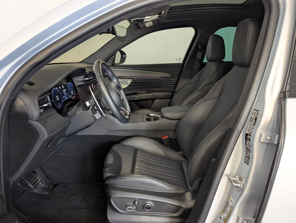 Certified Used 2023  Maserati Modena image 4
