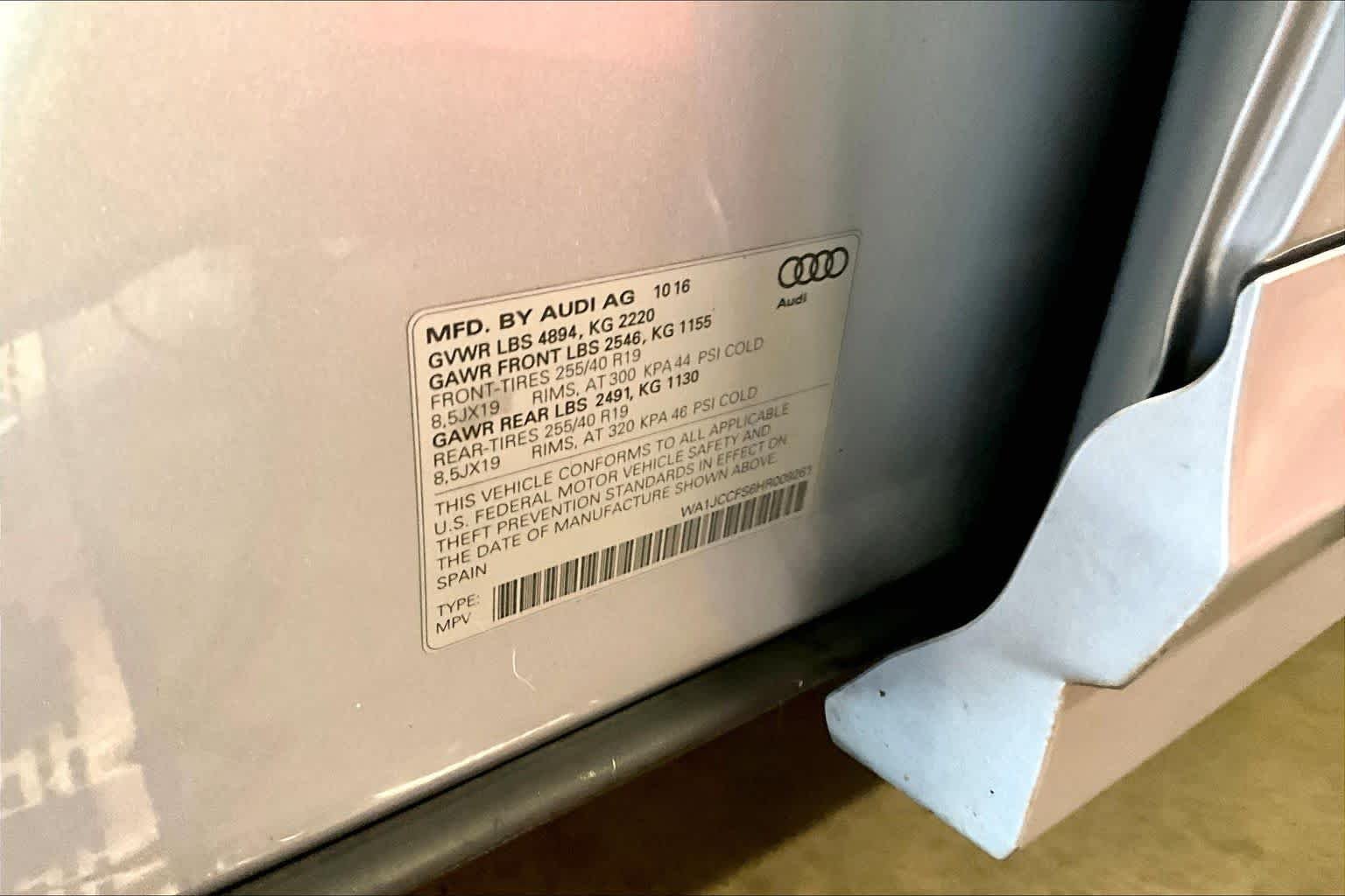 Used 2017 Florett Silver Metallic Audi Premium Plus image 34