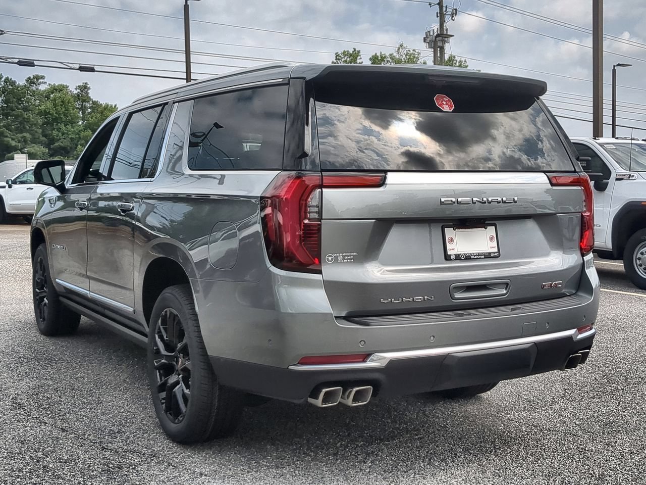 2026 GMC Yukon XL Denali - Photo 6