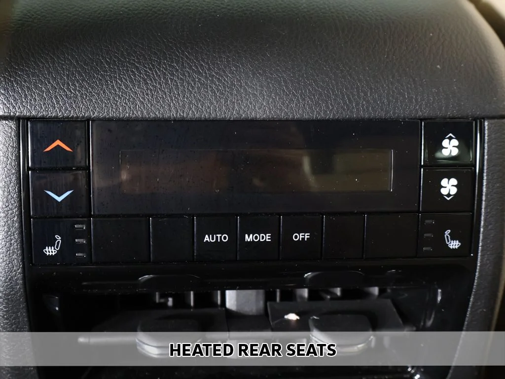 Used 2023 Silver Jeep Limited image 8