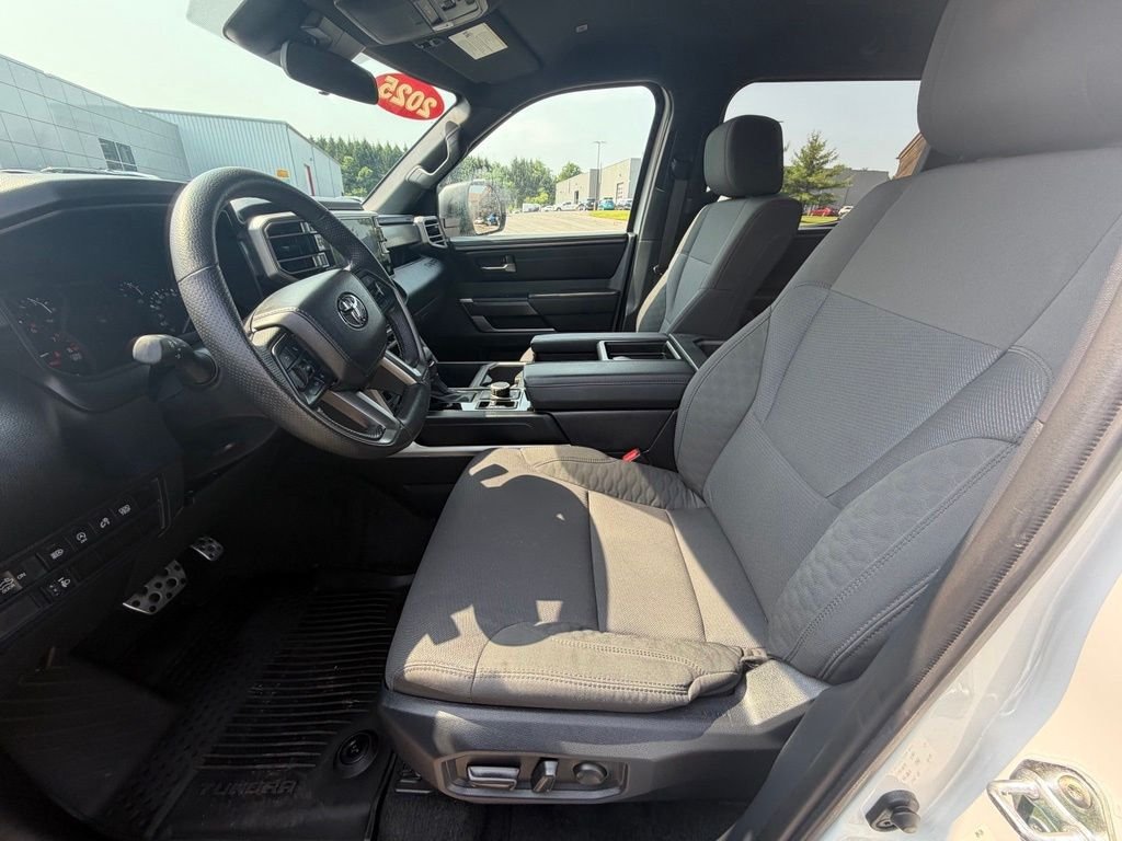 Used 2025 White Toyota SR5 image 16