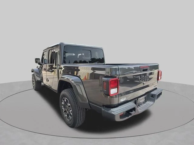 New 2026 Granite Crystal Metallic Clearcoat Jeep Sahara image 5