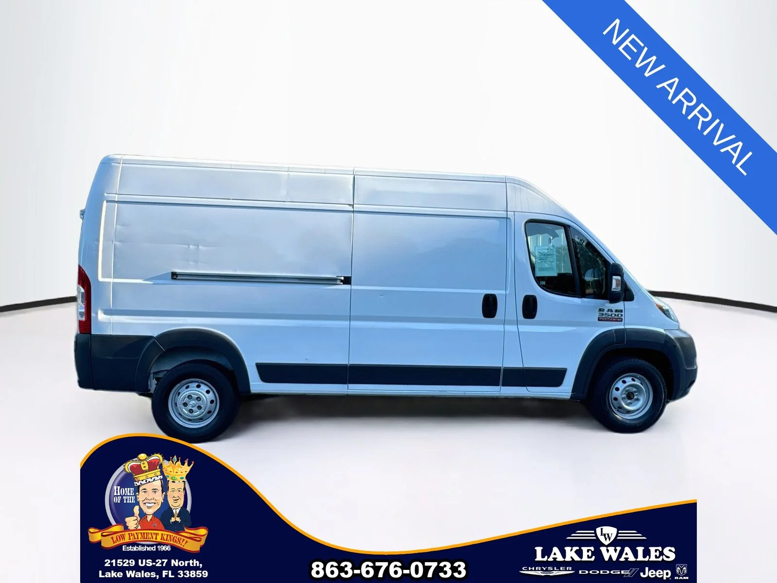 Used 2016 White Ram High Roof image 7