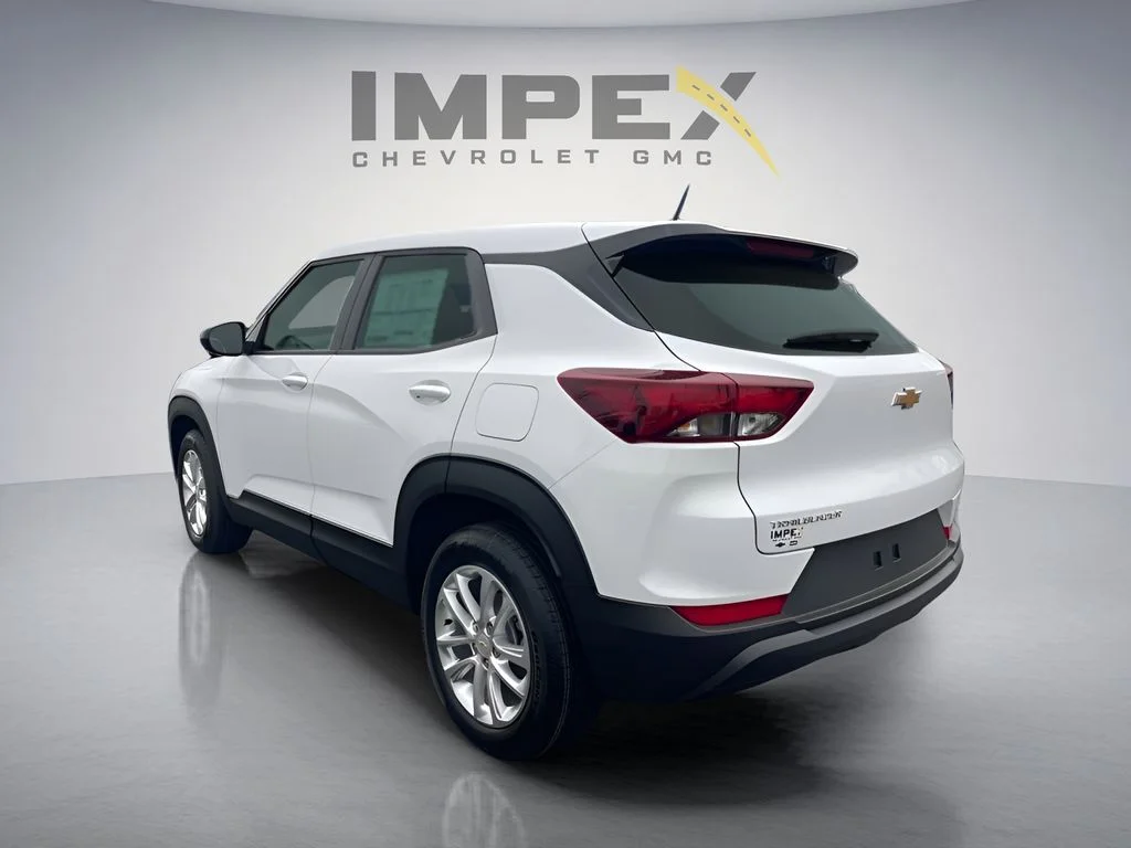 New 2026 White Chevrolet LS image 3