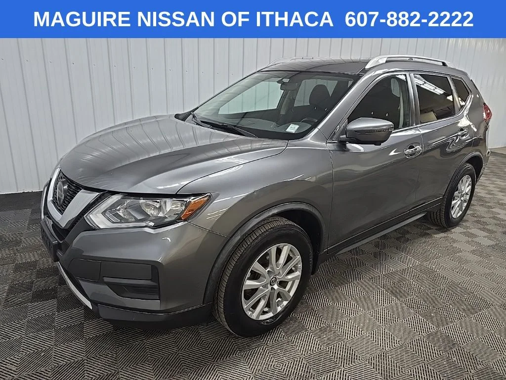 Used 2018 Gray Nissan SV image 8