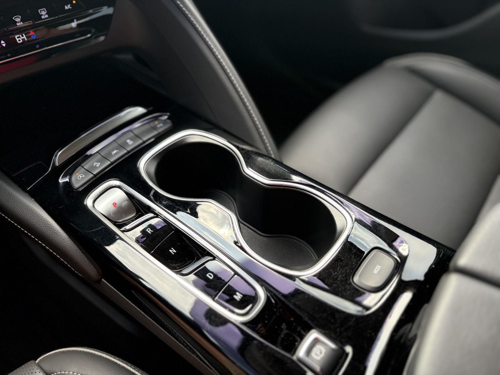 Used 2023 Ebony Twilight Metallic Buick Essence image 28