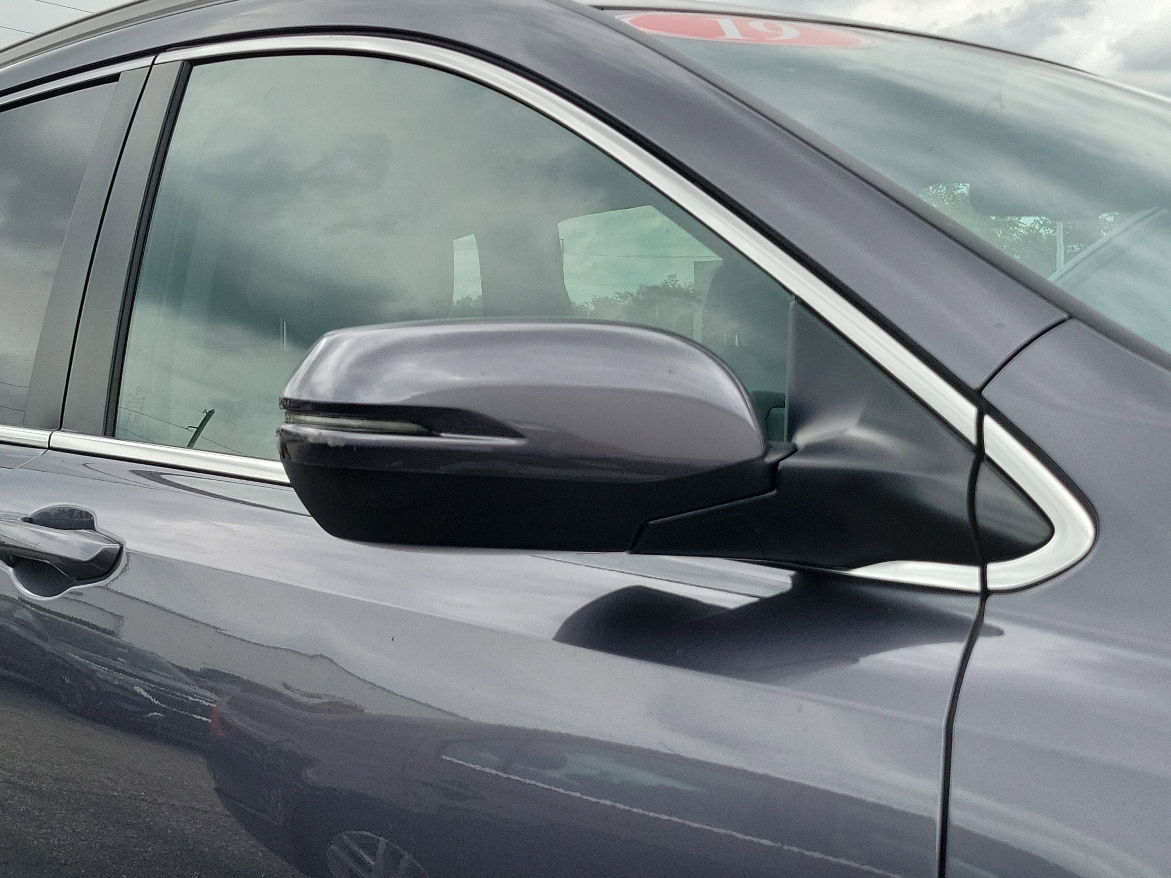 Used 2019  Honda Touring image 2