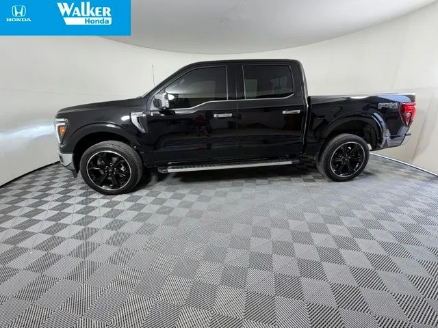 Used 2025 Black Ford Lariat image 3