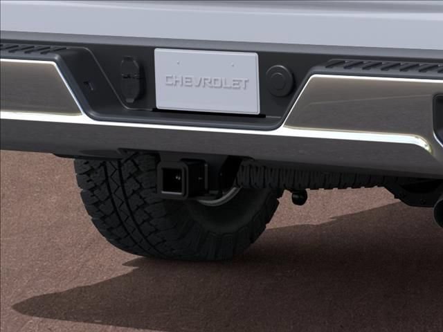 New 2026 Summit White Chevrolet WT image 14