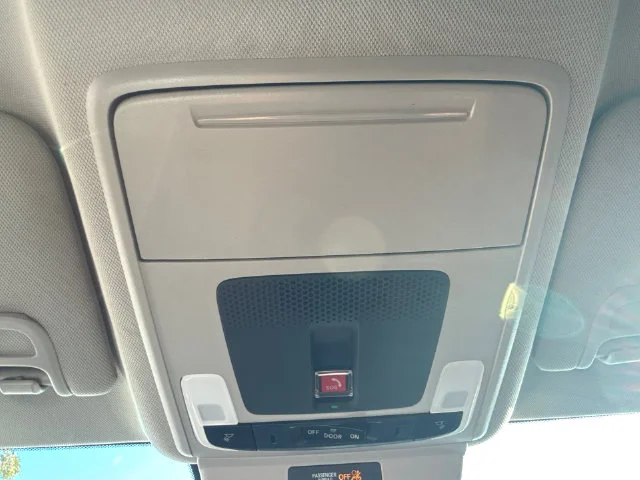 Used 2024  Honda LX image 20