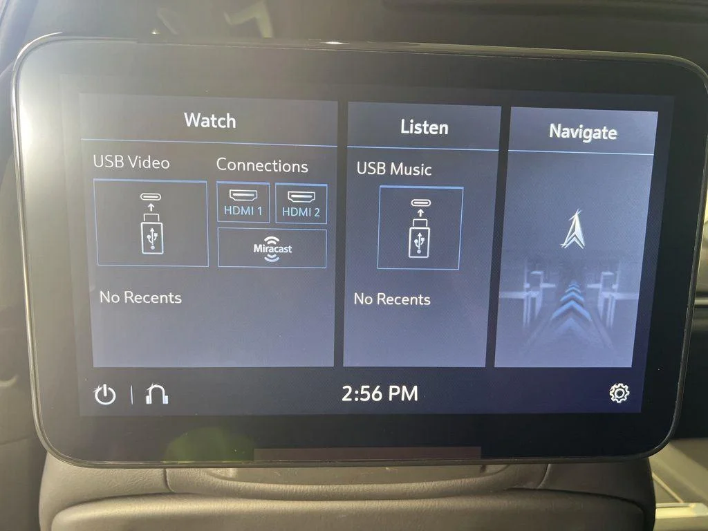 Used 2021 Crystal White Cadillac Sport image 25