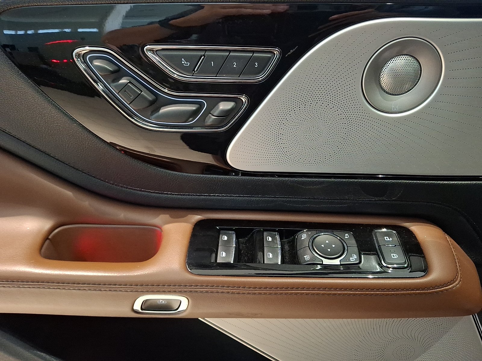 2021 Lincoln Aviator Reserve - Photo 13