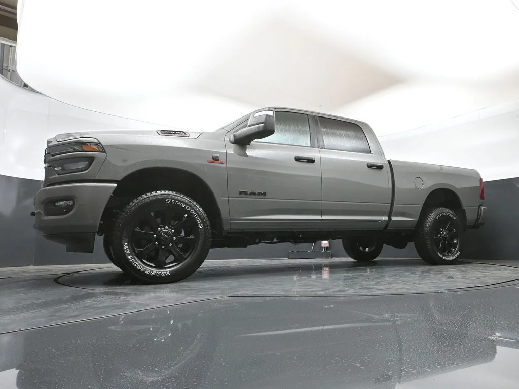 New 2026 Ceramic Gray Clear-Coat Exterior Paint RAM Big Horn image 56
